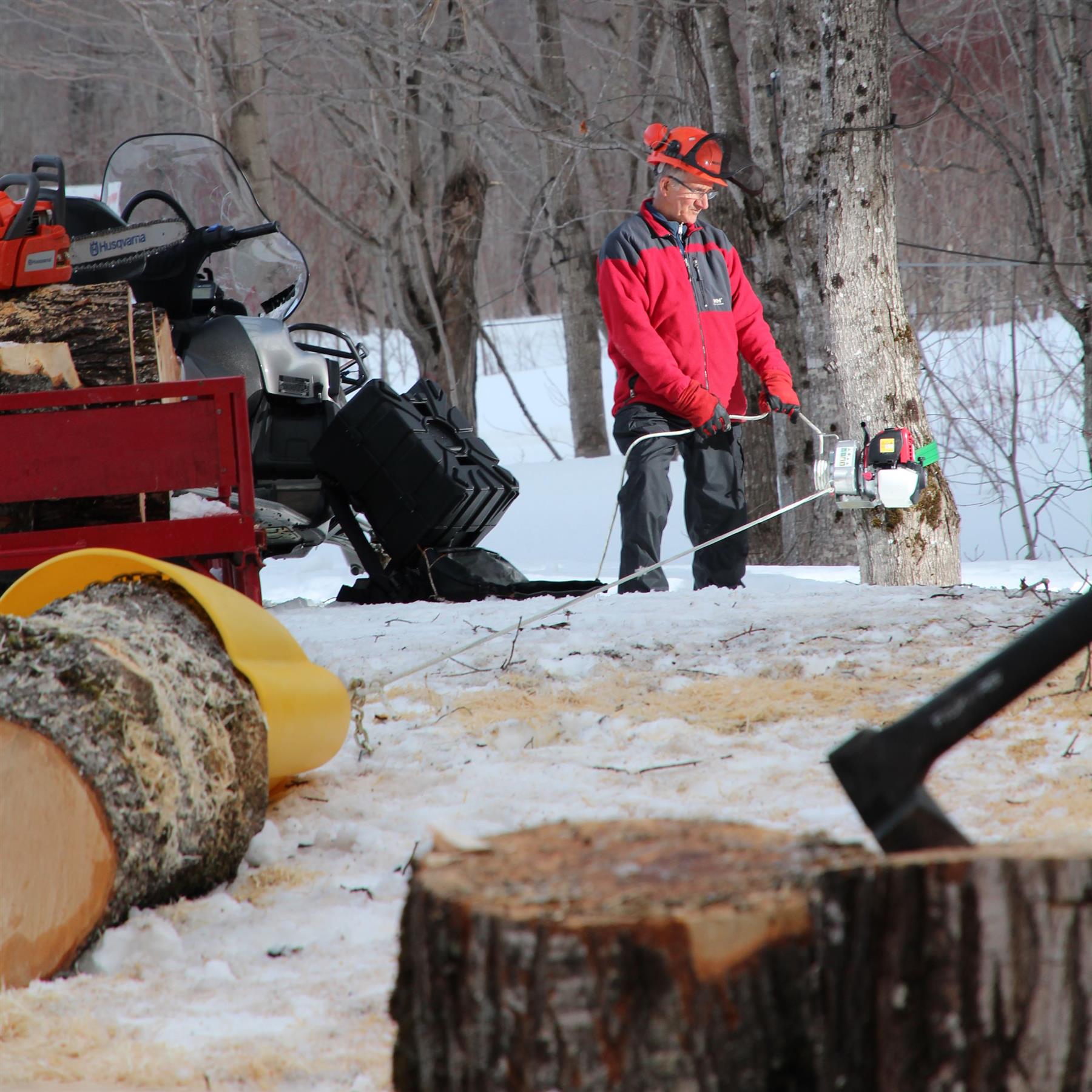 Portable Winch PCW3000-A Gas-Powered Pulling Winch, Honda GX35